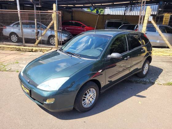 FORD FOCUS 1.8 16V GASOLINA 4P MANUAL FORD FOCUS 1.8 16V GASOLINA 4P MANUAL